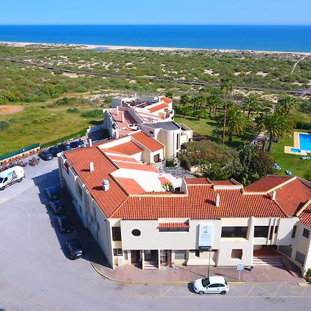 Praia Da Lota Resort - Beachfront Hotel Manta Rota Exterior foto