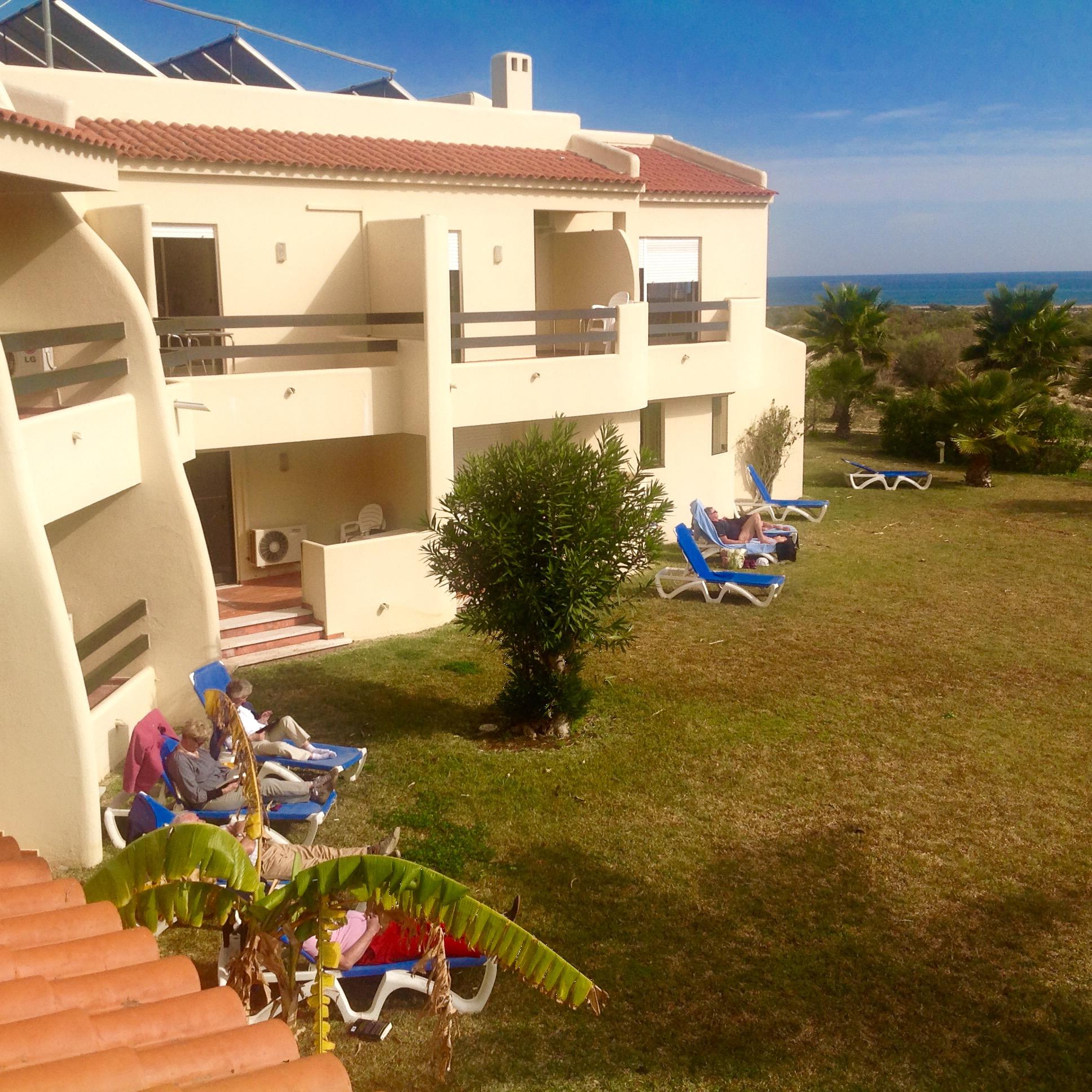 Praia Da Lota Resort - Beachfront Hotel Manta Rota Exterior foto