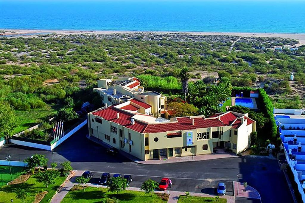 Praia Da Lota Resort - Beachfront Hotel Manta Rota Exterior foto
