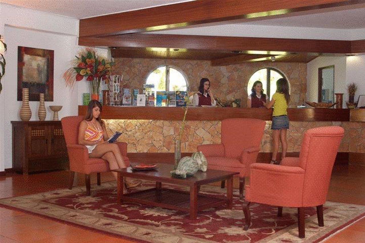 Praia Da Lota Resort - Beachfront Hotel Manta Rota Exterior foto