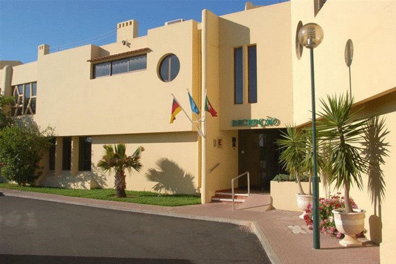 Praia Da Lota Resort - Beachfront Hotel Manta Rota Exterior foto
